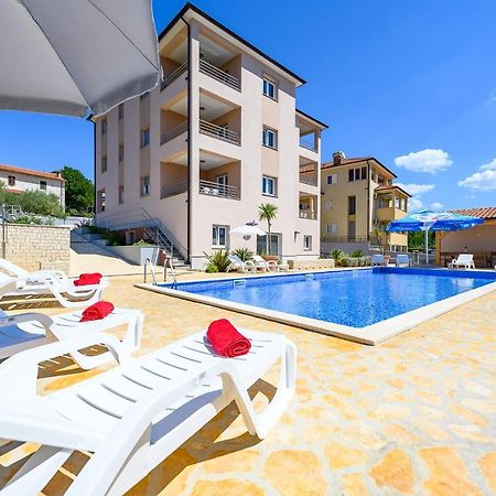Stancija Amorozo 5 Porec Esterno foto